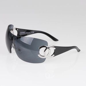 CHANEL Black CC Logo Shield Sunglasses- 4124